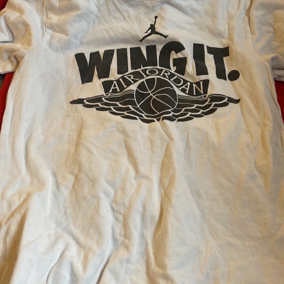 Boys shirts sizes medium to large - Picture 2 of 6